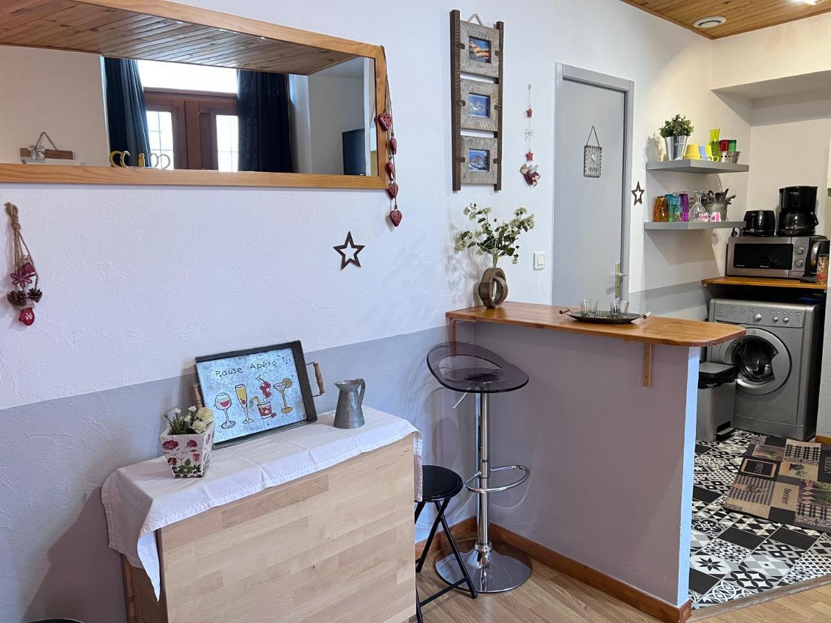L'Astazou "Pret Gracieux Du Materiel De Ski" Au Studio Luz-Saint-Sauveur Zewnętrze zdjęcie
