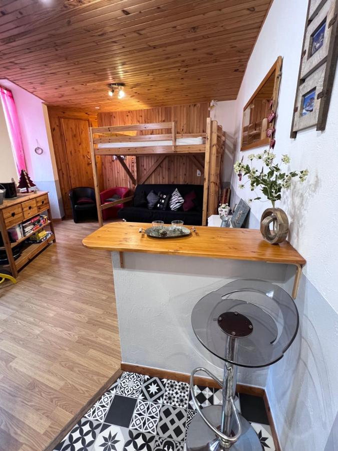 L'Astazou "Pret Gracieux Du Materiel De Ski" Au Studio Luz-Saint-Sauveur Zewnętrze zdjęcie